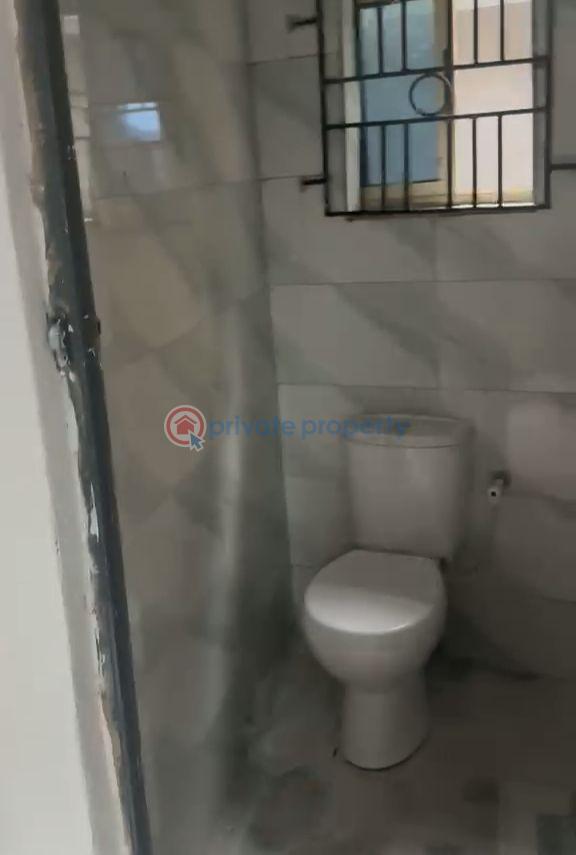 1 bedroom Mini Flat For Rent Ojuelegba Surulere Lagos - 6