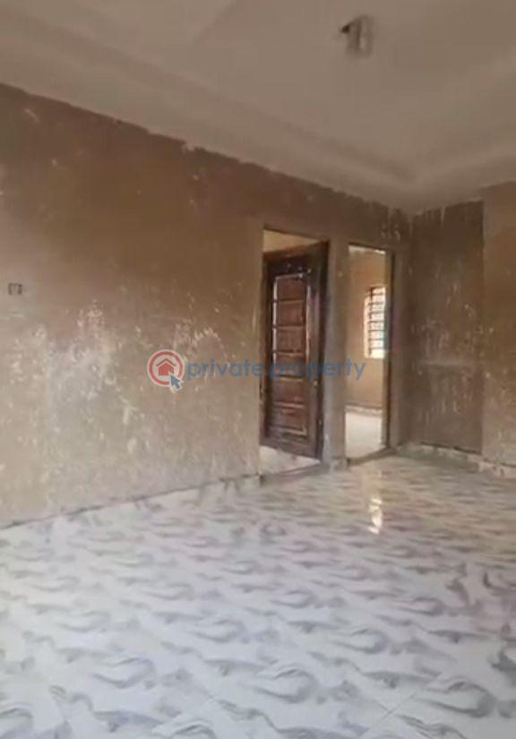 2 bedroom Block Of Flats For Rent Shomolu Lagos - 2