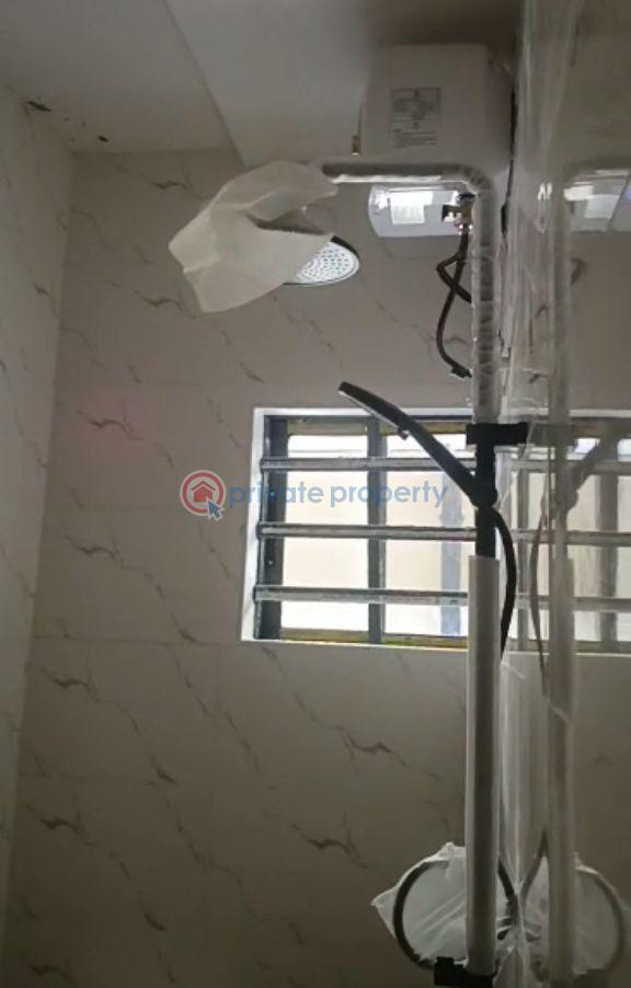 1 bedroom Mini Flat For Rent Aguda  Surulere Lagos - 5