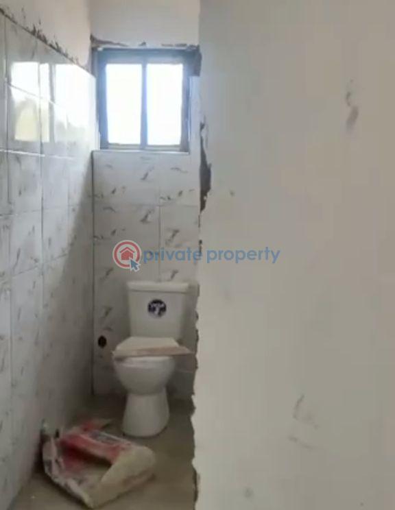 1 bedroom Mini Flat For Rent Ijesha Surulere Lagos - 4