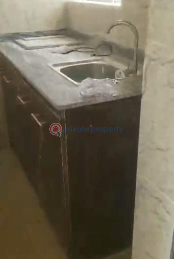 1 bedroom Mini Flat For Rent Ijesha Surulere Lagos - 9