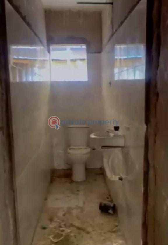 1 bedroom Mini Flat For Rent Ijesha Surulere Lagos - 3