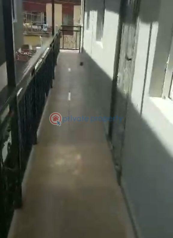 1 bedroom Mini Flat For Rent Ijesha Surulere Lagos - 5