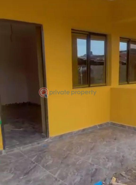 1 bedroom Mini Flat For Rent Ijesha Surulere Lagos - 1