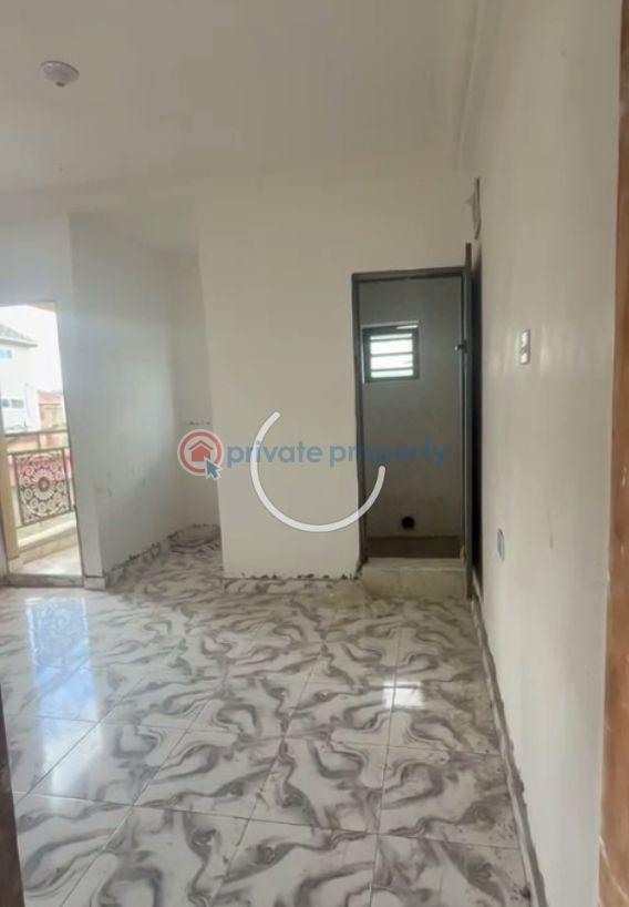 Self Contain For Rent Shomolu Lagos - 0