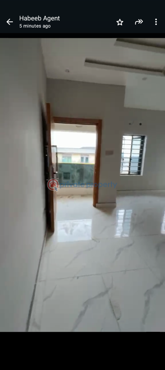 2 bedroom Block Of Flats For Rent Ijesha Surulere Lagos - 4