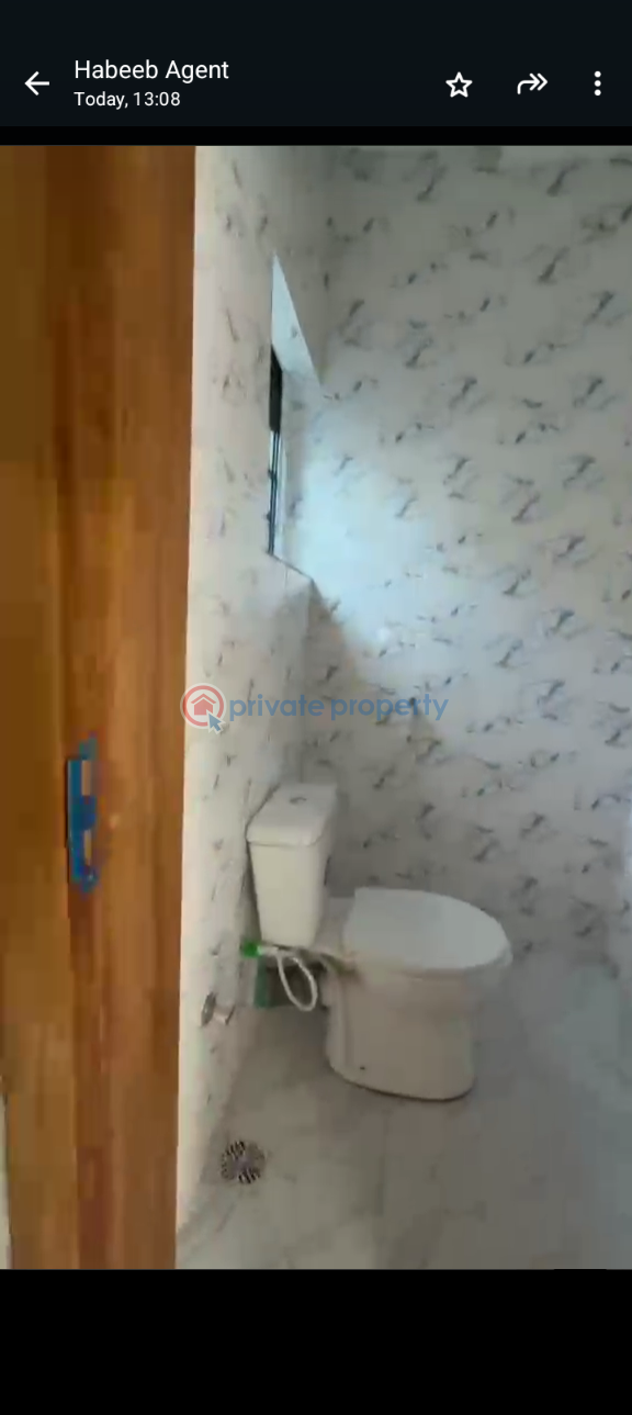 2 bedroom Block Of Flats For Rent Ijesha Surulere Lagos - 4