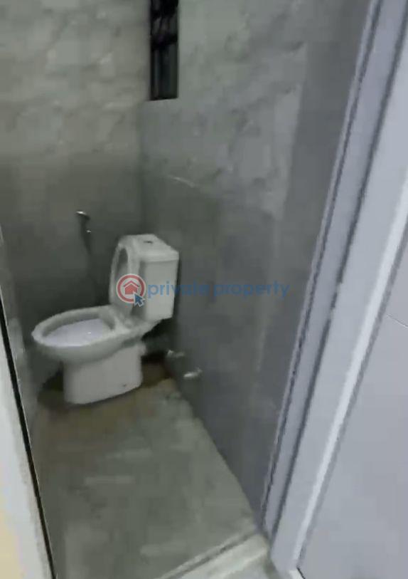 2 bedroom Block Of Flats For Rent Ijesha Surulere Lagos - 8