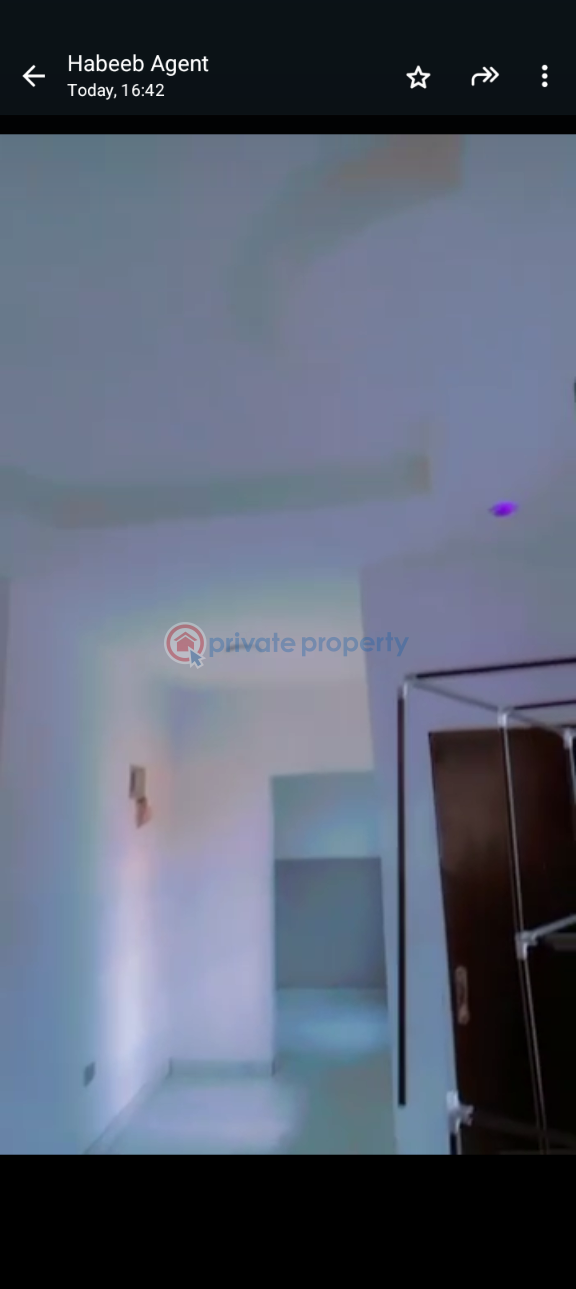 2 bedroom Block Of Flats For Rent Ijesha Surulere Lagos - 9