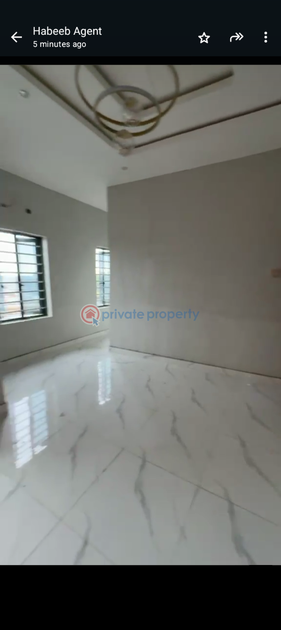 2 bedroom Block Of Flats For Rent Ijesha Surulere Lagos - 5