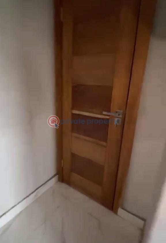2 bedroom Block Of Flats For Rent Ijesha Surulere Lagos - 7