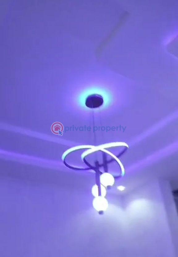 2 bedroom Block Of Flats For Rent Ijesha Surulere Lagos - 4