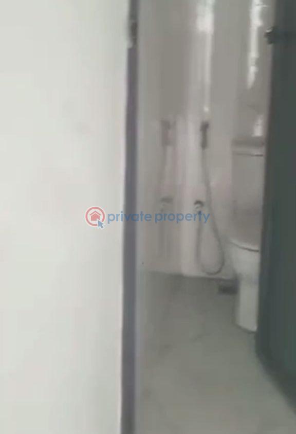 2 bedroom Block Of Flats For Rent Ijesha Surulere Lagos - 7