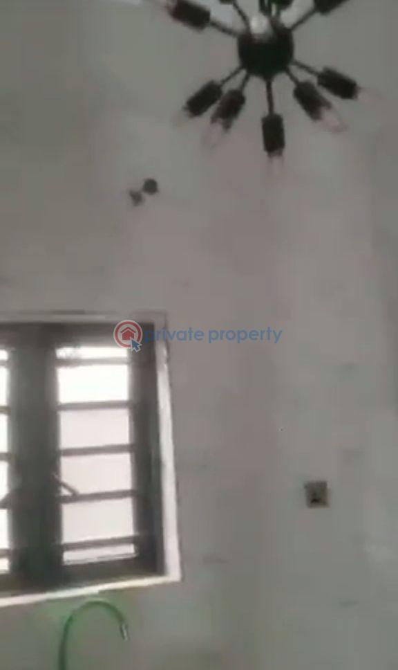 2 bedroom Block Of Flats For Rent Ijesha Surulere Lagos - 5