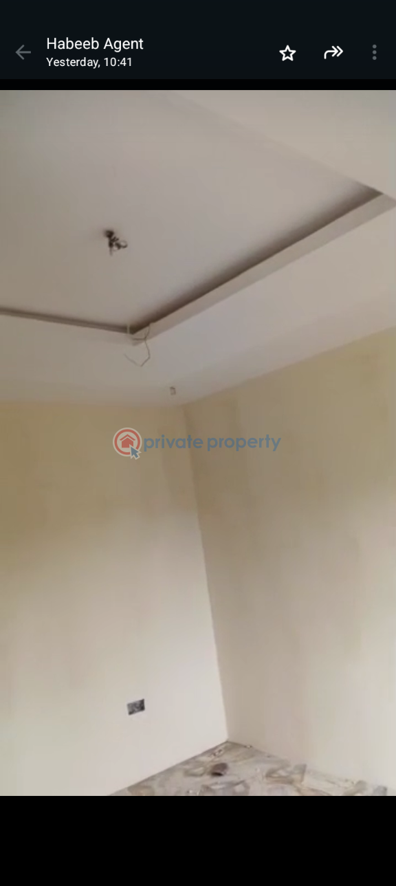 2 bedroom Block Of Flats For Rent Ijesha Surulere Lagos - 2