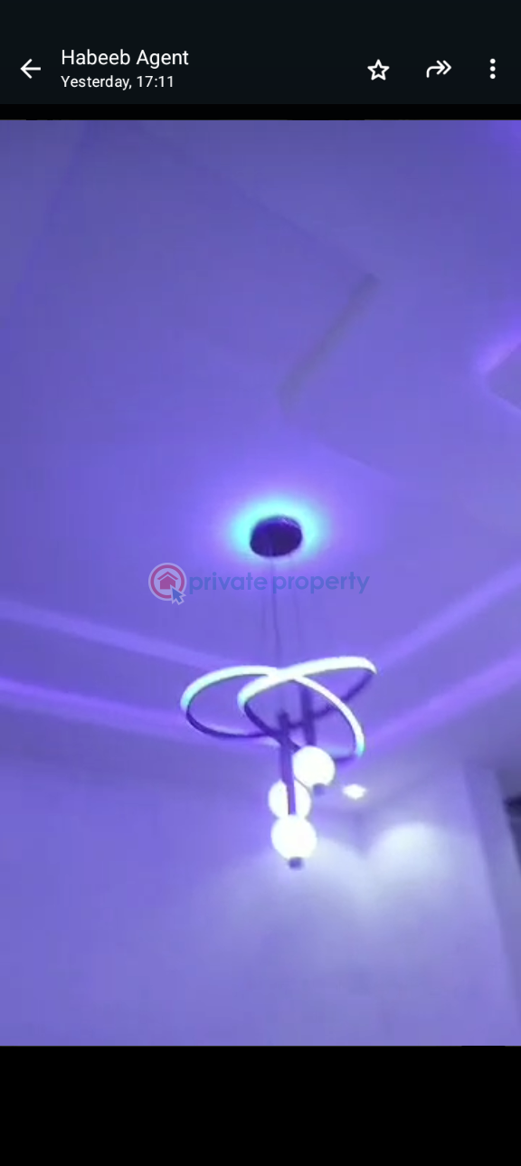 2 bedroom Block Of Flats For Rent Ijesha Surulere Lagos - 3