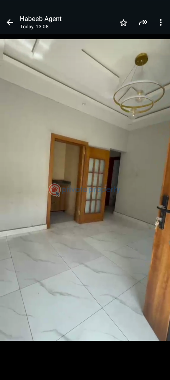 2 bedroom Block Of Flats For Rent Ijesha Surulere Lagos - 9