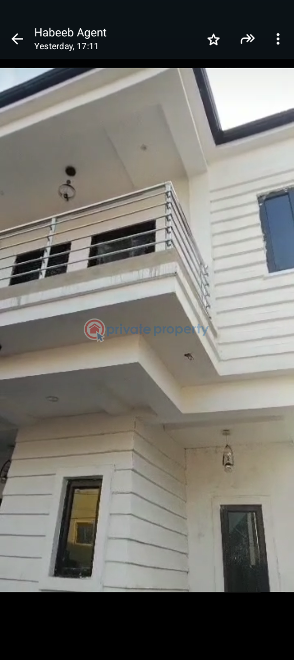 2 bedroom Block Of Flats For Rent Ijesha Surulere Lagos - 2