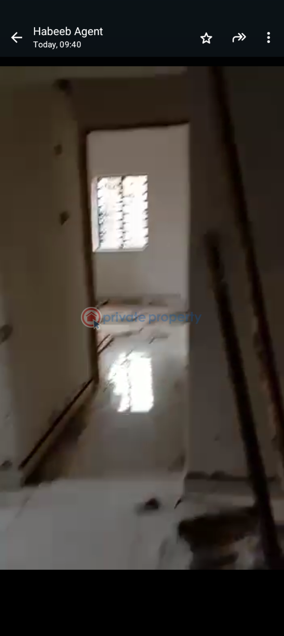 2 bedroom Block Of Flats For Rent Itire-Ikate Surulere Lagos - 5