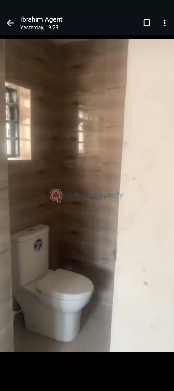 2 bedroom Block Of Flats For Rent Itire-Ikate Surulere Lagos - 6