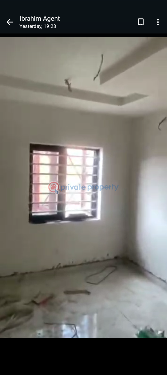 2 bedroom Block Of Flats For Rent Itire-Ikate Surulere Lagos - 4