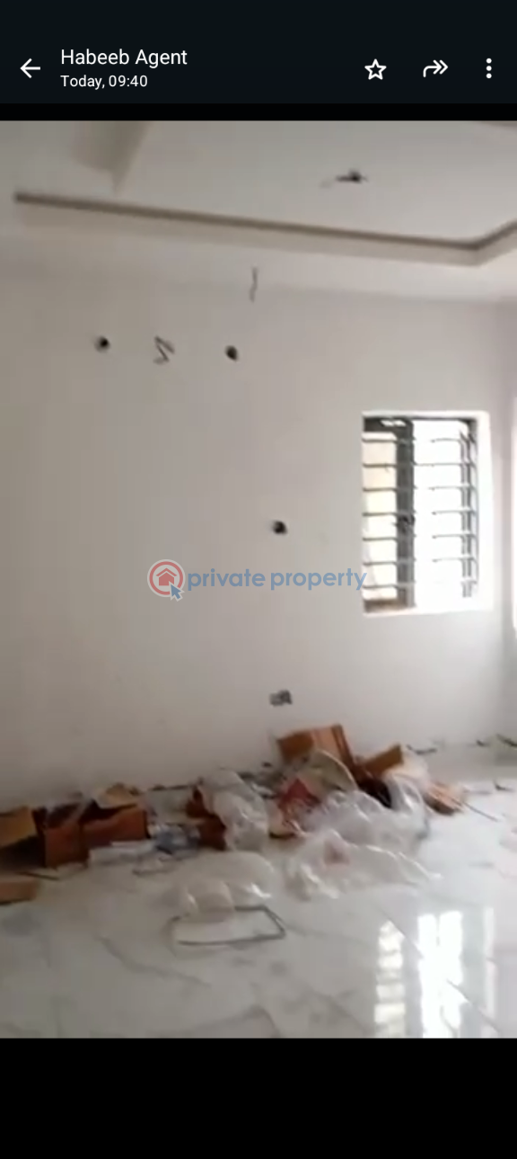 2 bedroom Block Of Flats For Rent Itire-Ikate Surulere Lagos - 3