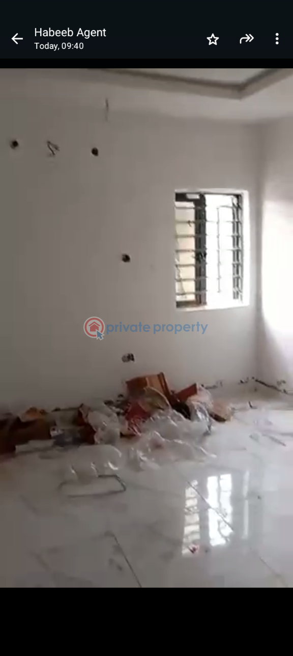 2 bedroom Block Of Flats For Rent Itire-Ikate Surulere Lagos - 14