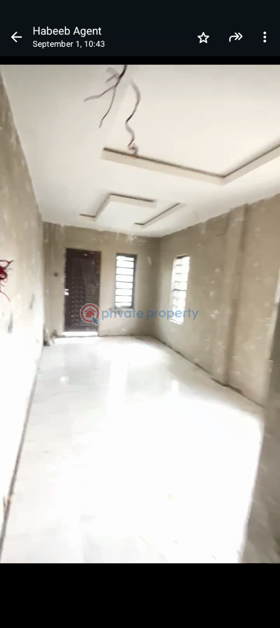 2 bedroom Block Of Flats For Rent Itire-Ikate Surulere Lagos - 2