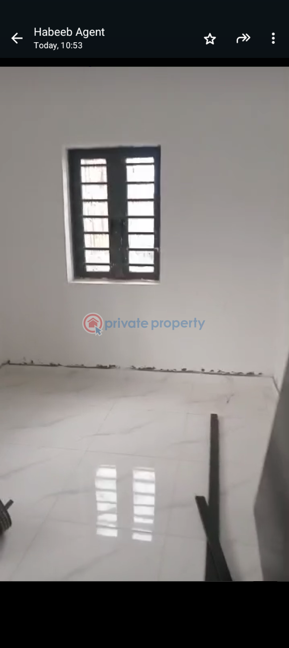 2 bedroom Block Of Flats For Rent Lawanson Surulere Lagos - 2
