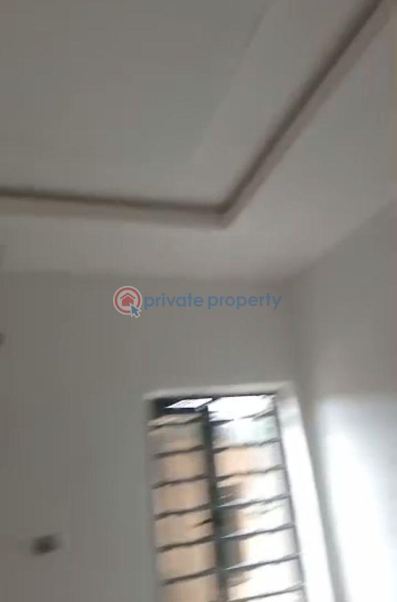 2 bedroom Block Of Flats For Rent Lawanson Surulere Lagos - 0