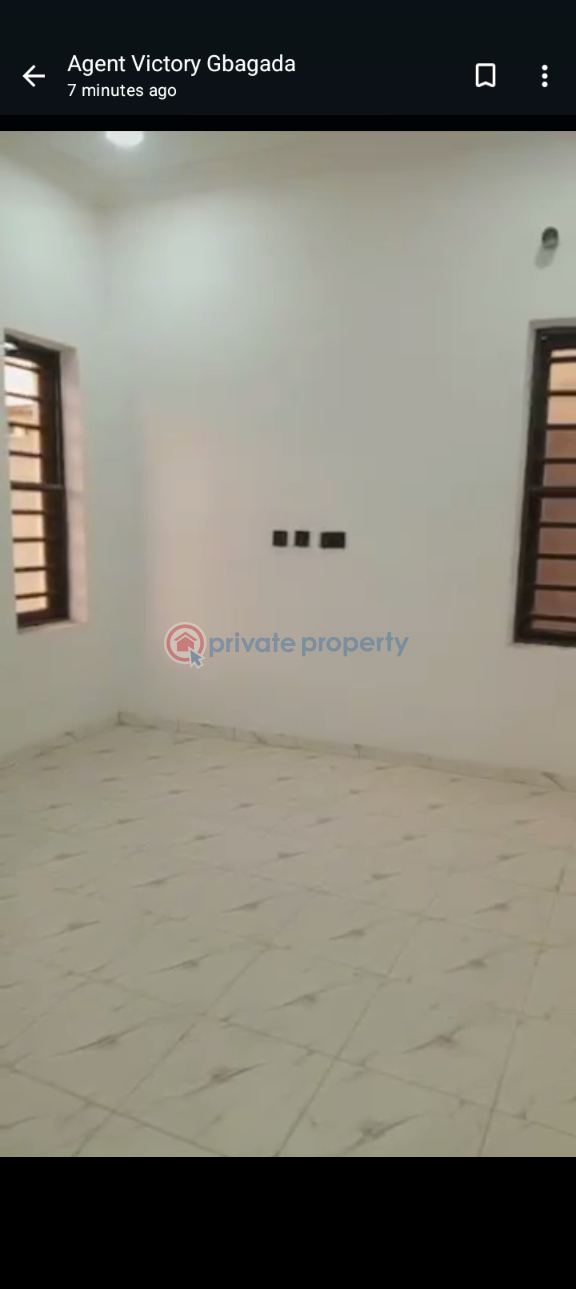 2 bedroom Block Of Flats For Rent Soluyi Gbagada Lagos - 3