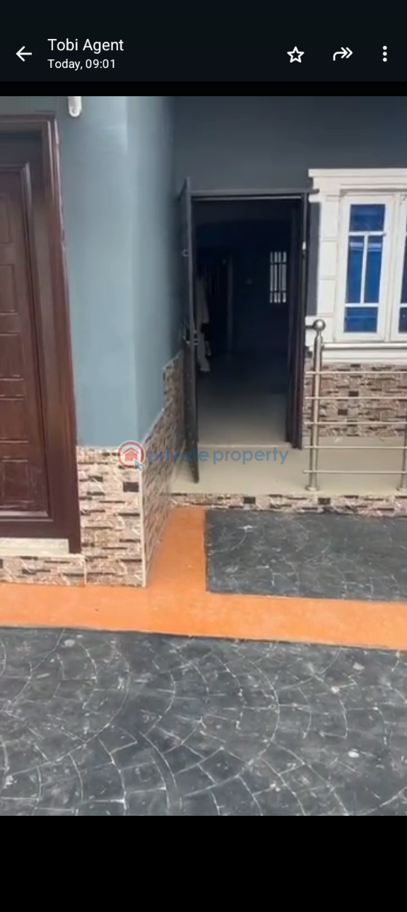 3 bedroom Block Of Flats For Rent Martins Akute Road Yakoyo/Alagbole Ojodu Lagos - 1