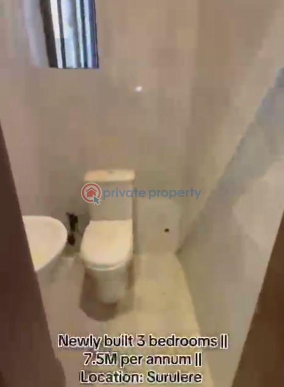 3 bedroom Block Of Flats For Rent Adelabu Surulere Lagos - 6