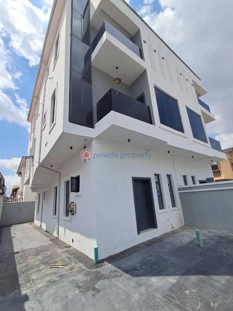 4 bedroom Semi detached Duplex For Rent Shangisha Kosofe/Ikosi Lagos - 0