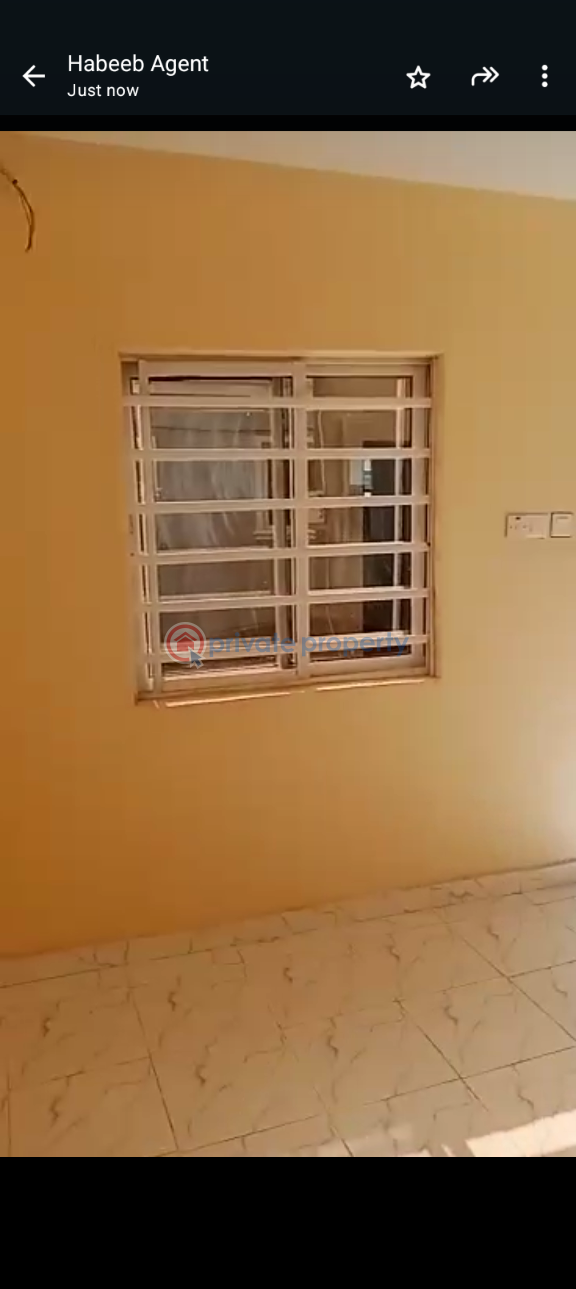 Self Contain For Rent Ijesha Surulere Lagos - 10