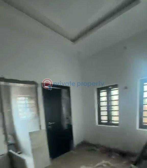1 bedroom Mini Flat For Rent Fadeyi Shomolu Lagos - 2