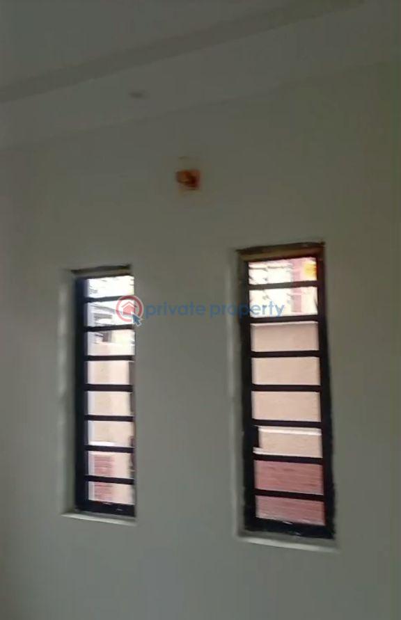 1 bedroom Mini Flat For Rent Ijeshatedo Surulere Lagos - 1