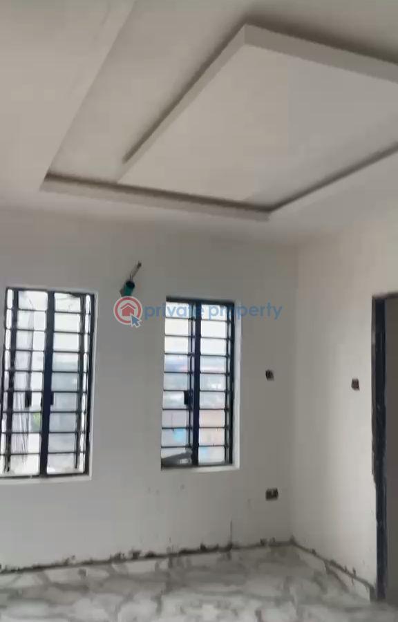 1 bedroom Mini Flat For Rent Ijesha Surulere Lagos - 5