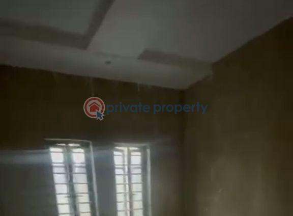 1 bedroom Mini Flat For Rent Ijesha Surulere Lagos - 1