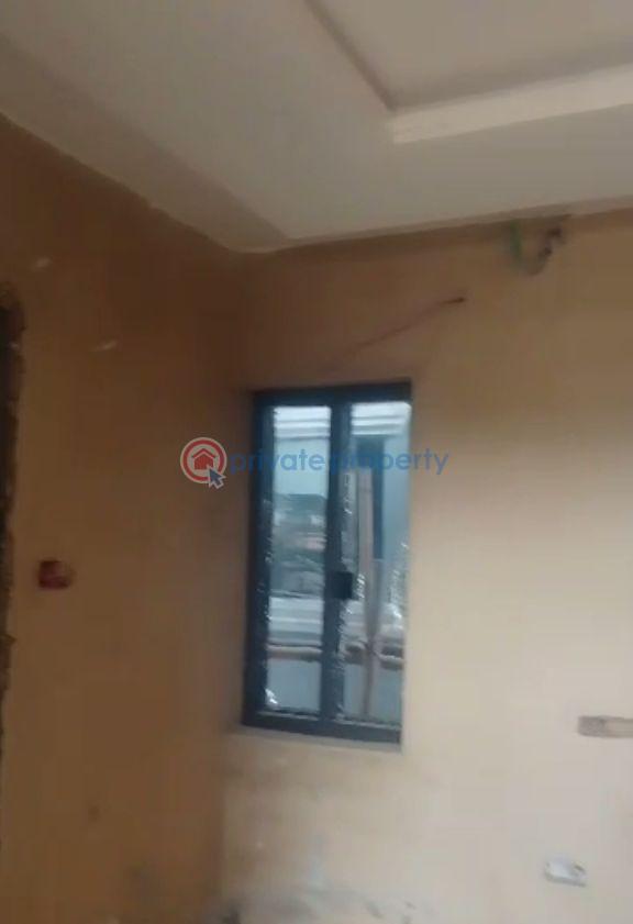 1 bedroom Mini Flat For Rent Ijesha Surulere Lagos - 3