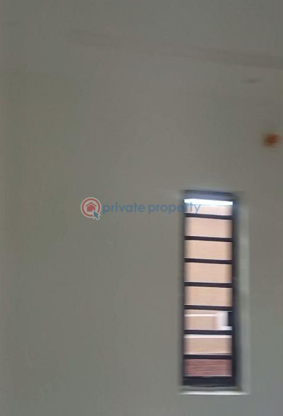1 bedroom Mini Flat For Rent Ijeshatedo Surulere Lagos - 7