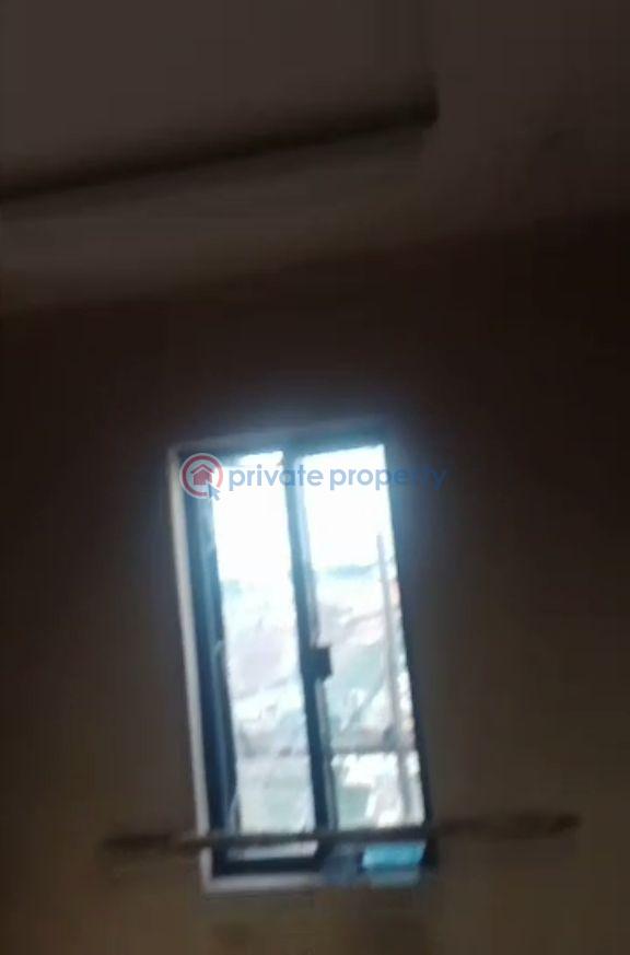 1 bedroom Mini Flat For Rent Ijesha Surulere Lagos - 5
