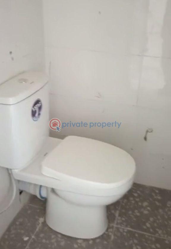 1 bedroom Mini Flat For Rent Ijesha Surulere Lagos - 10