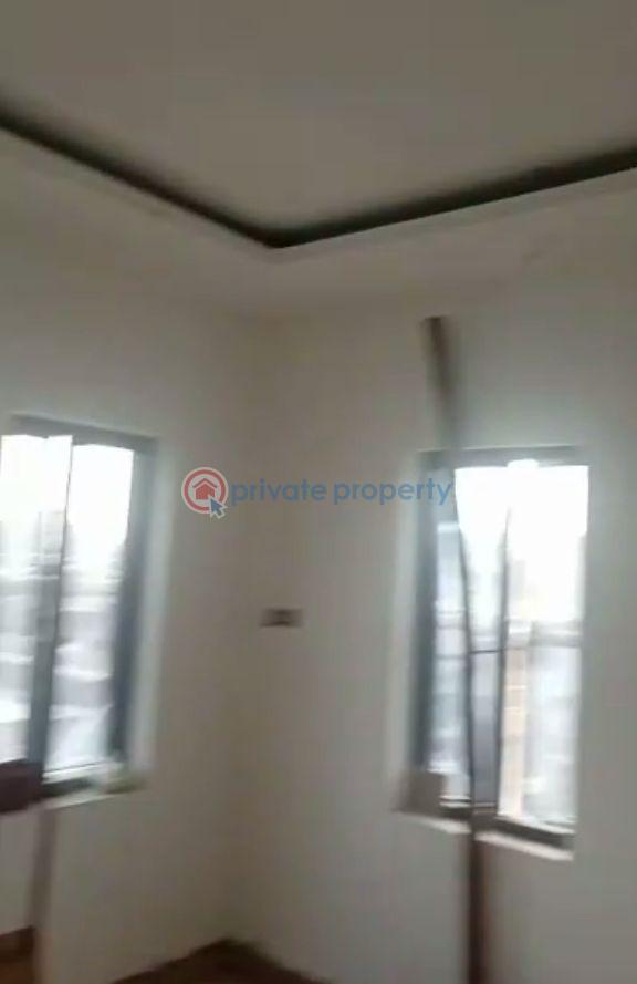 1 bedroom Mini Flat For Rent Ijesha Surulere Lagos - 3
