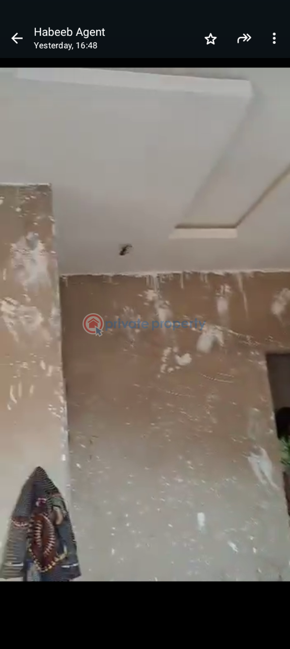 1 bedroom Mini Flat For Rent Ijesha Surulere Lagos - 1