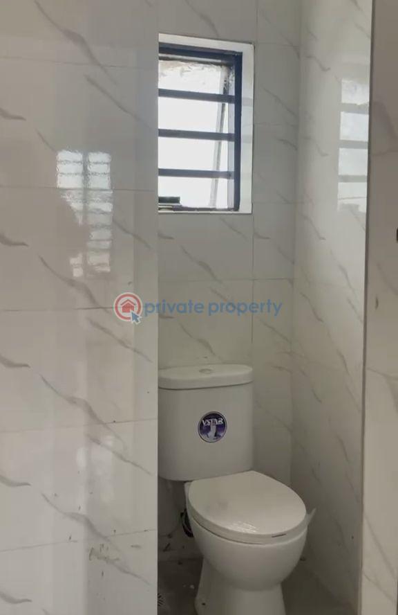 1 bedroom Mini Flat For Rent Ijesha Surulere Lagos - 8