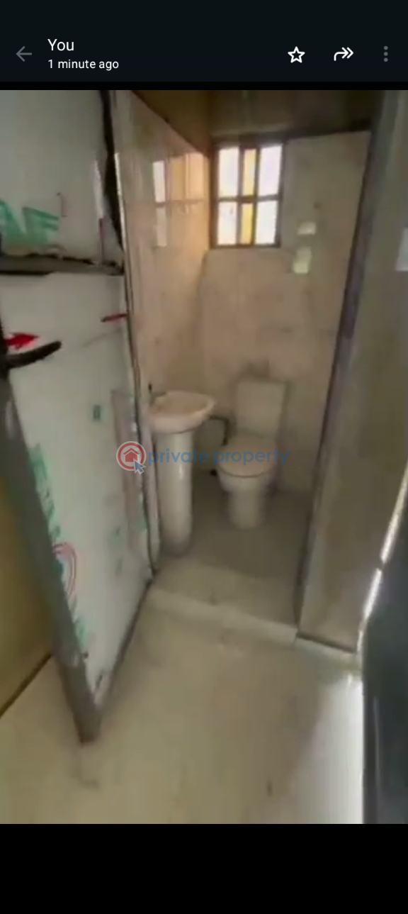 1 bedroom Mini Flat For Rent Lawanson Surulere Lagos - 9
