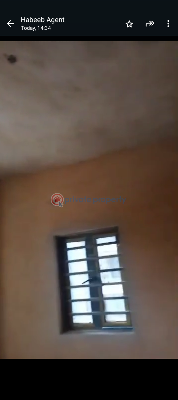 1 bedroom Mini Flat For Rent Itire-Ikate Surulere Lagos - 0