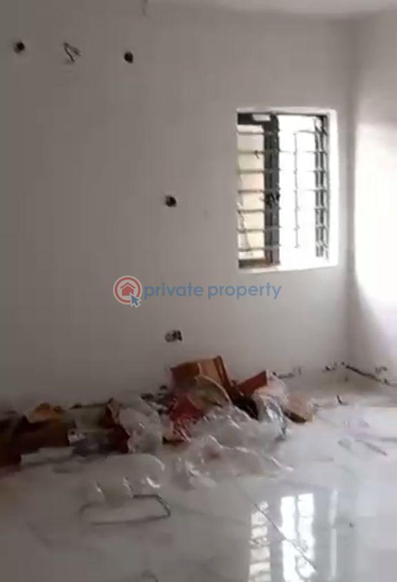 1 bedroom Mini Flat For Rent Itire-Ikate Surulere Lagos - 7