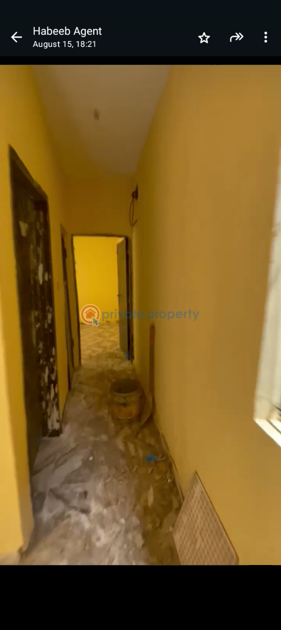 1 bedroom Mini Flat For Rent Itire-Ikate Surulere Lagos - 2